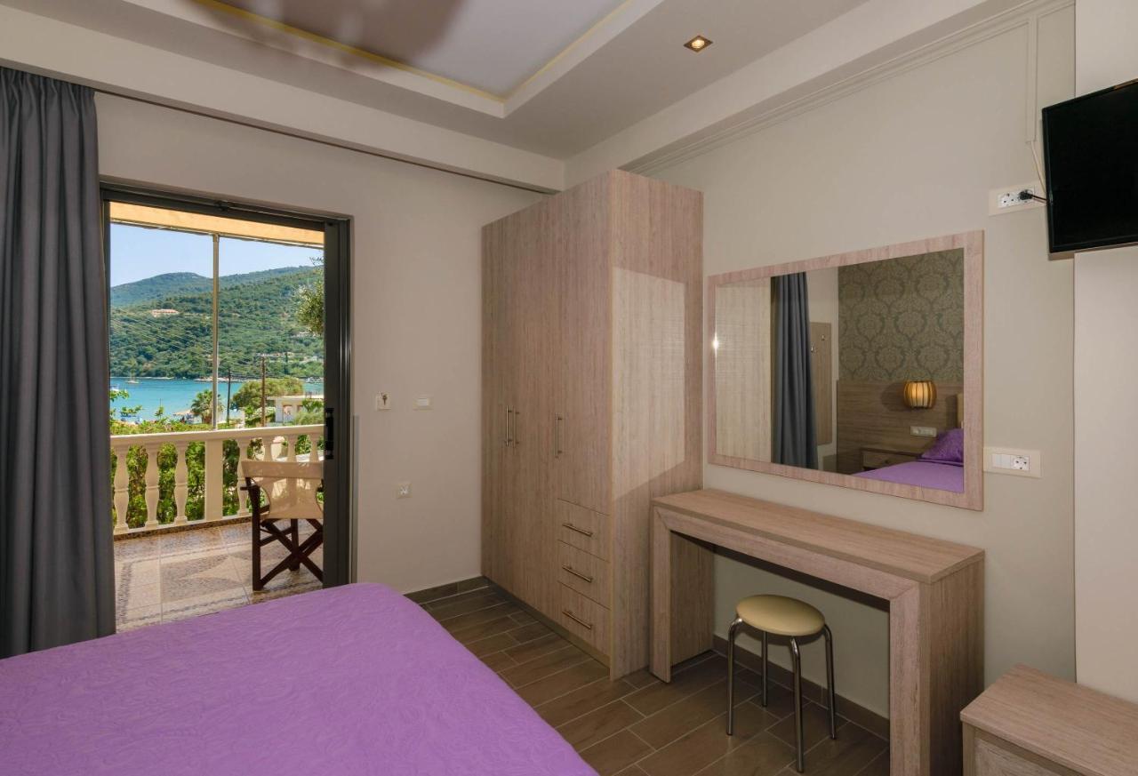 Villa Regina Keri Екстериор снимка