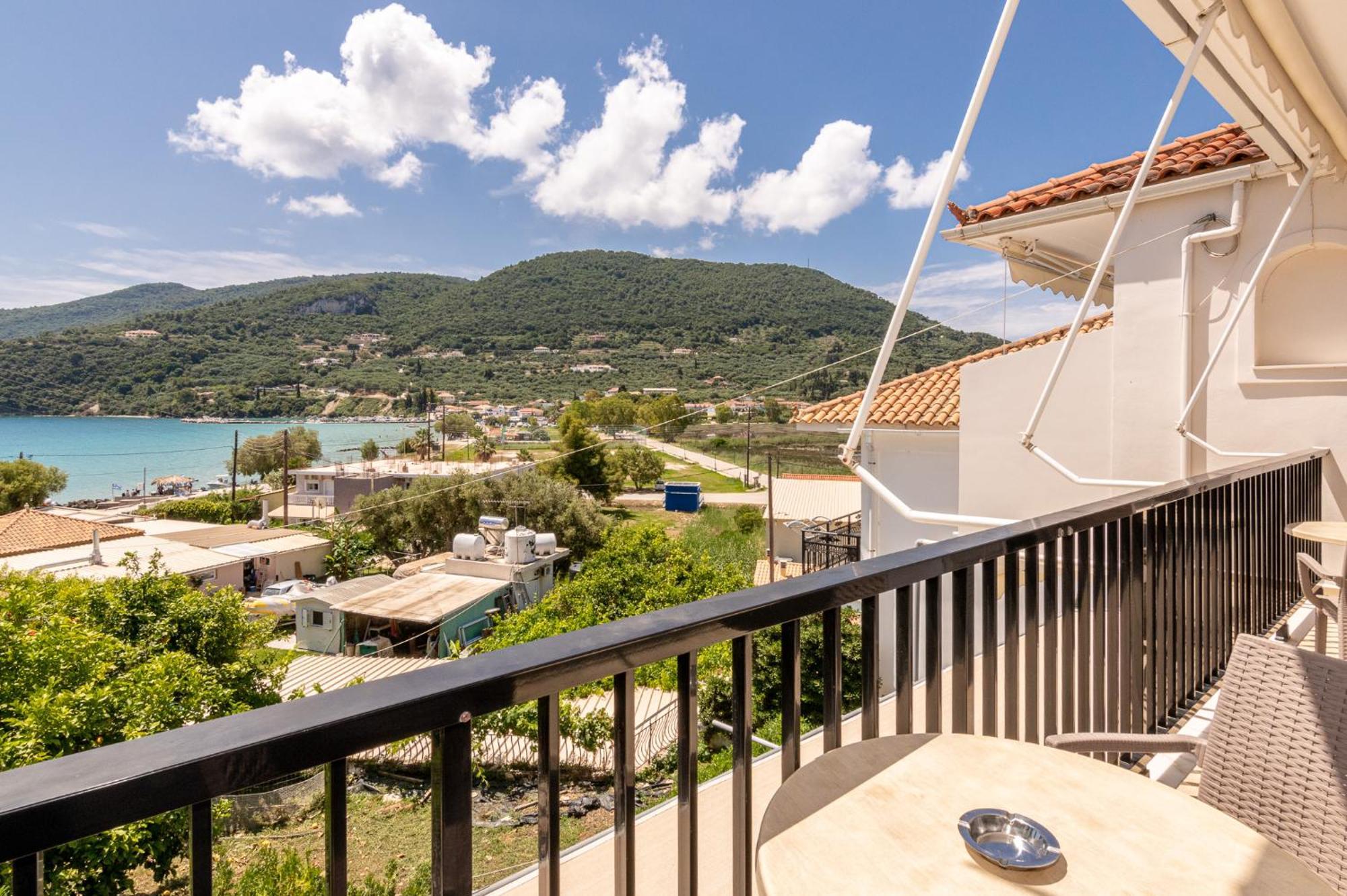 Villa Regina Keri Екстериор снимка